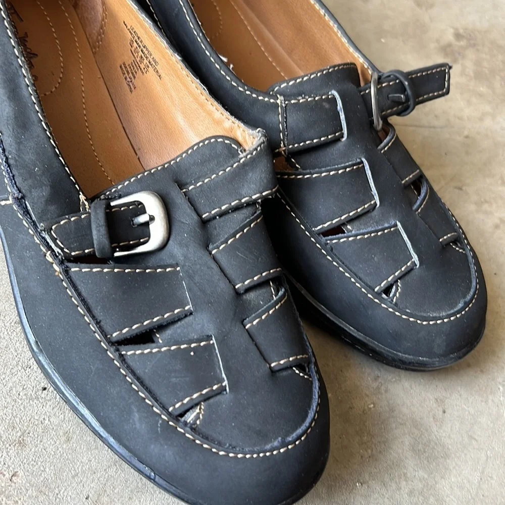 Thom McAn Dalia leather black easy on Loafer Shoes size 8
